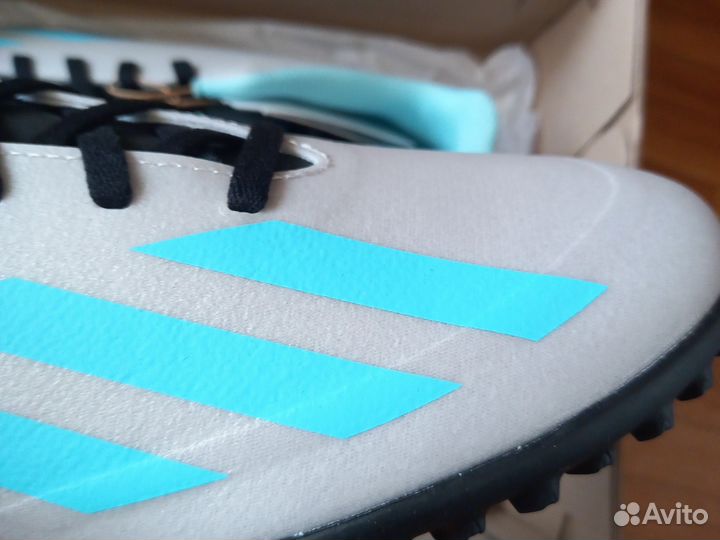 Сороконожки Adidas новые