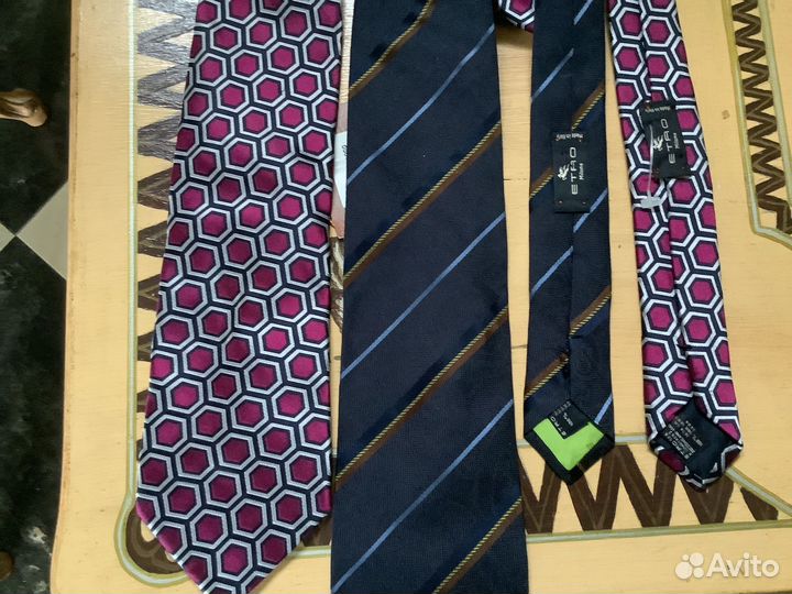 Etro галстуки новые