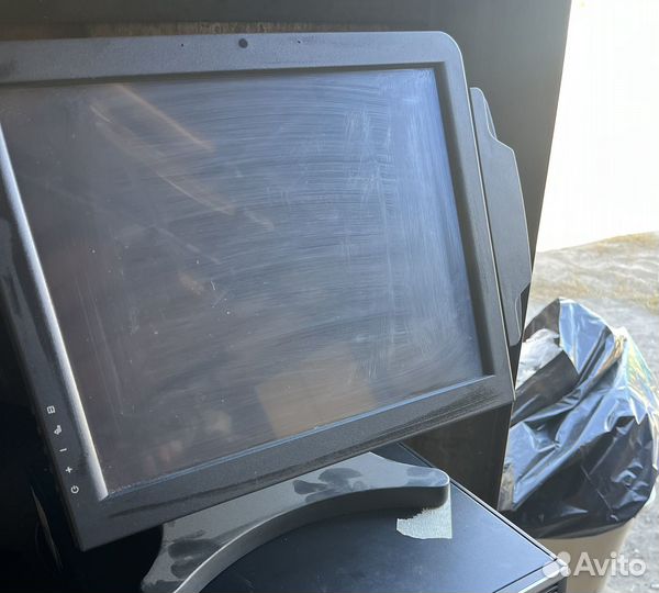 Сенсорный монитор