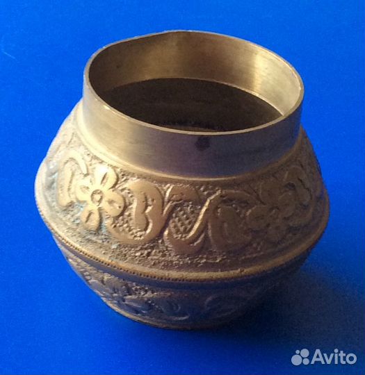 Чаша- ваза бронзовая