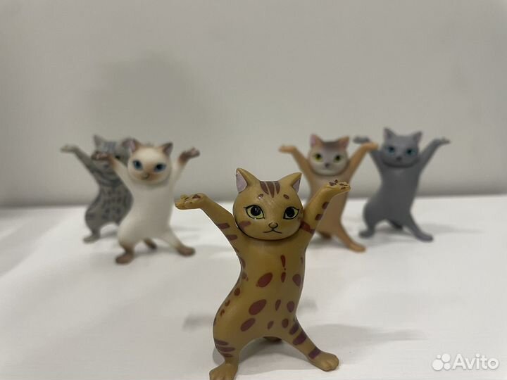 Фигурки котов