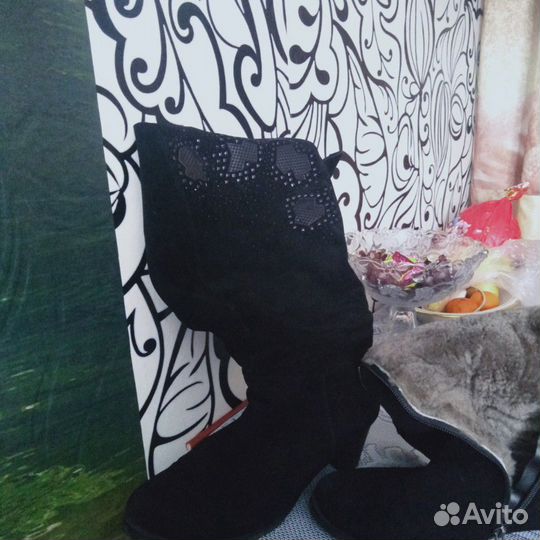 Продам зимние сапоги