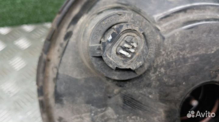 Вакуумник тормозной Audi Q7