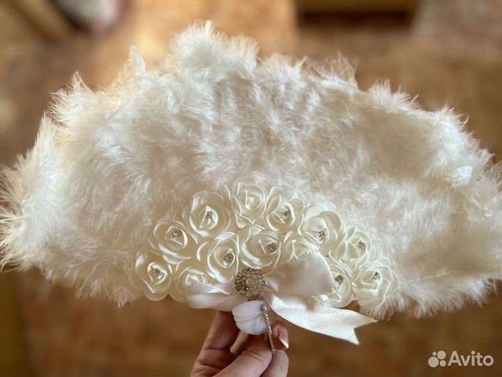 Веер из перьев