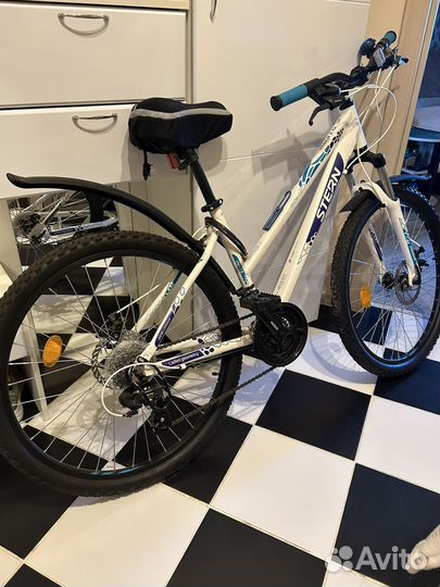 Велосипед горный 26 женский