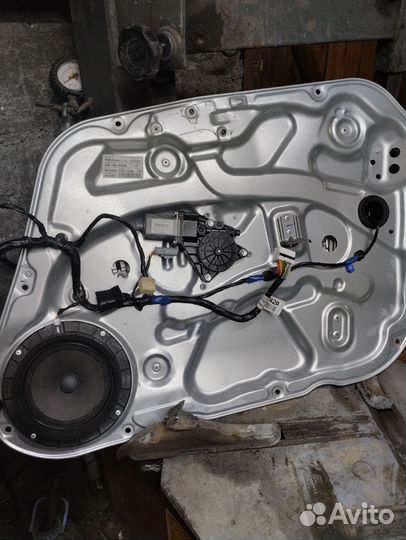 Трапеция правых дверей, стекла,ручки Хендай I30