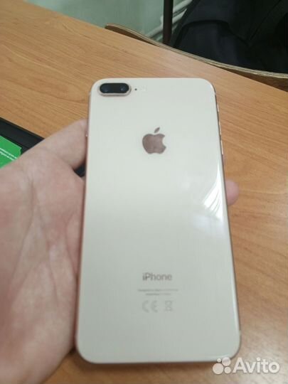 iPhone 8 Plus, 64 ГБ