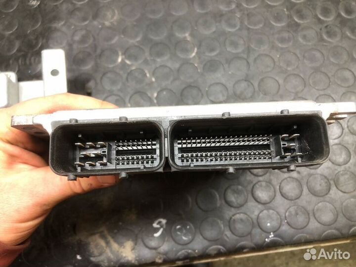 Блок управления двигателем двс эбу Nissan Teana J3