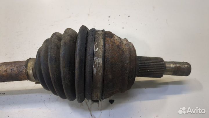 Полуось левая передняя Volkswagen Golf 4