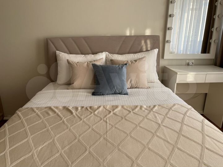 2-к. квартира, 70 м², 8/14 эт.