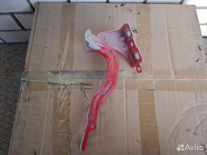 Петля капота левая Geely Coolray SX11 2019