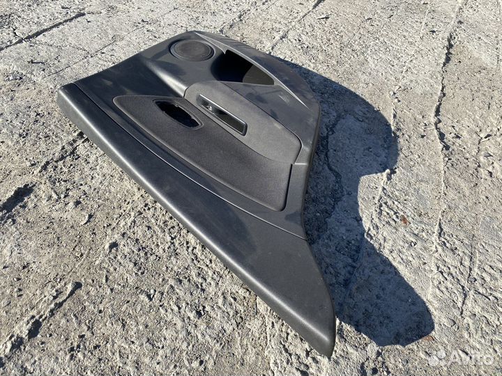 Обшивка задней двери renault fluence