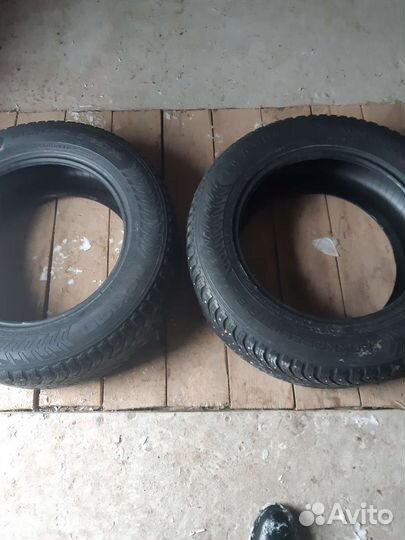 Nokian Tyres Hakkapeliitta 8 215/60 R16 99T