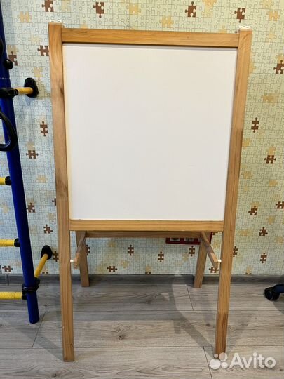Мольберт IKEA для рисования