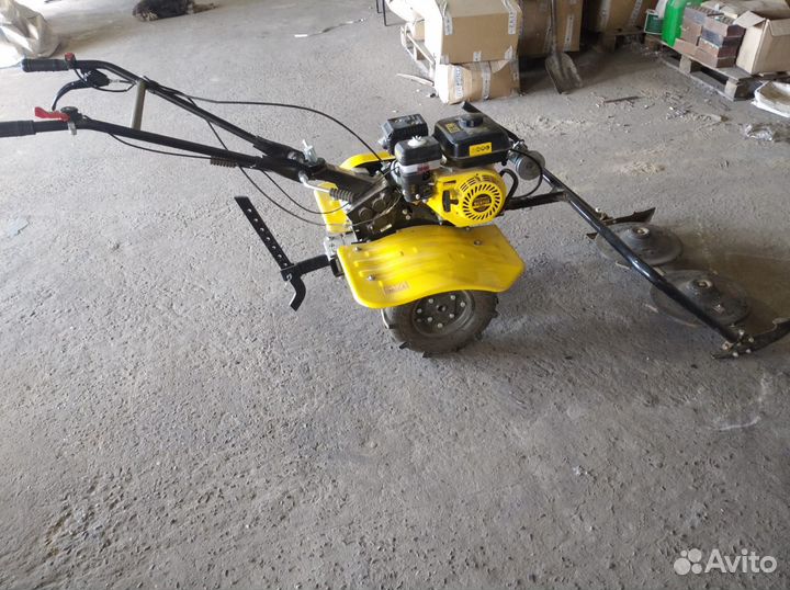 Мотоблок с косилкой