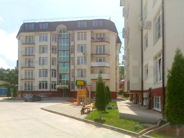 1-к. квартира, 43 м², 1/5 эт.