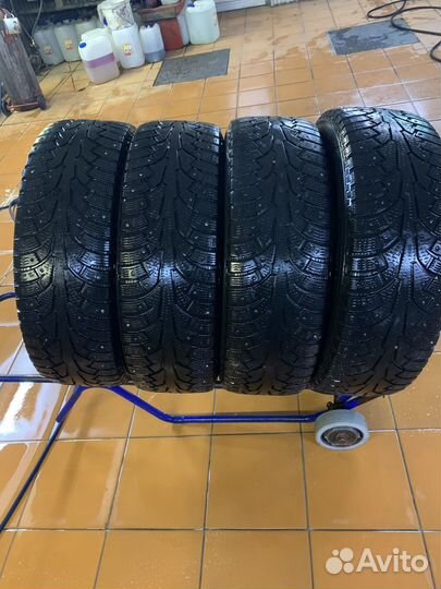 Nokian Tyres Hakkapeliitta 5 235/65 R18 110T