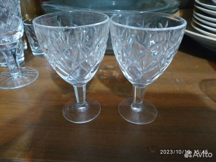 Рюмки, стопки и фужеры хрустальные и стеклянные