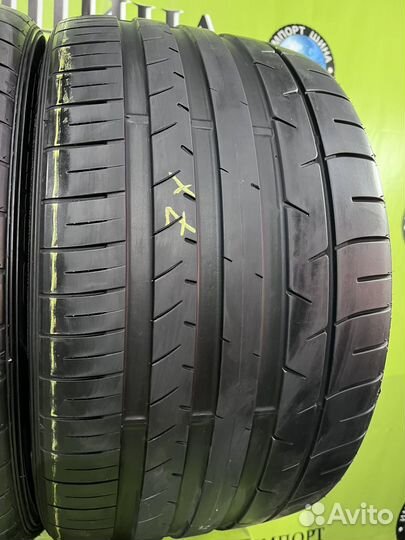 Dunlop SP Sport Maxx 050+ 325/30 R21 и 285/35 R21 108Y