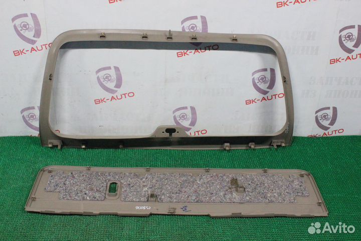 Обшивка багажника Chevrolet Suburban GMT800