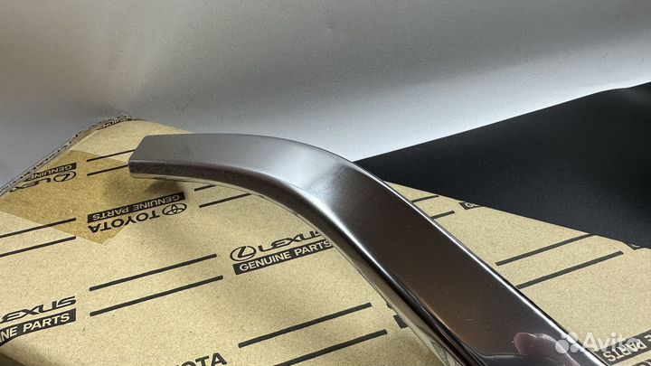 Накладка заднего бампера правая Lexus RX 2019