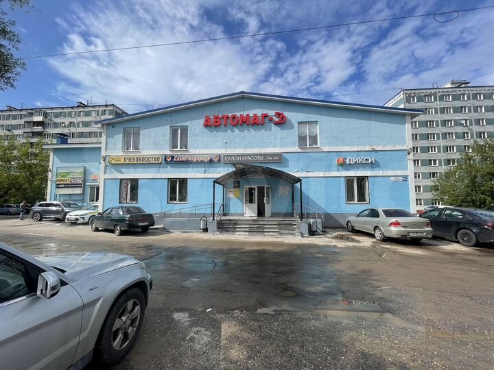 Торговая площадь, 320 м²