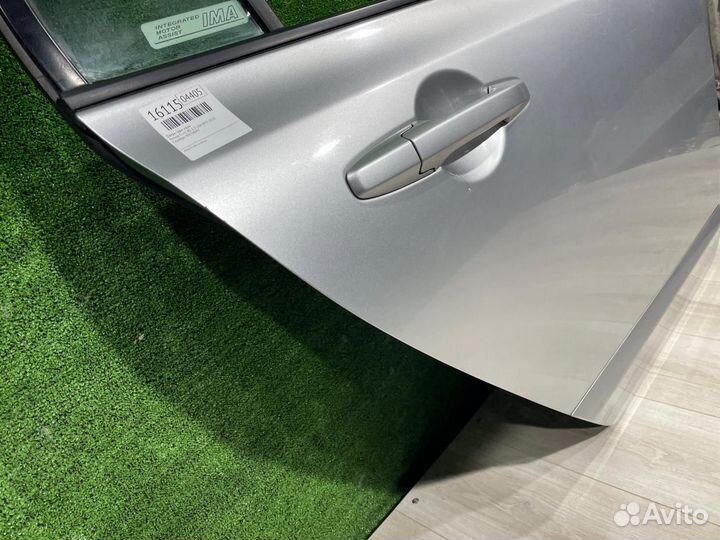 Дверь задняя правая Honda Civic 4D
