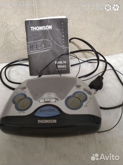 Радио часы Thomson