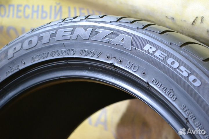 Bridgestone Potenza RE050 255/40 R19
