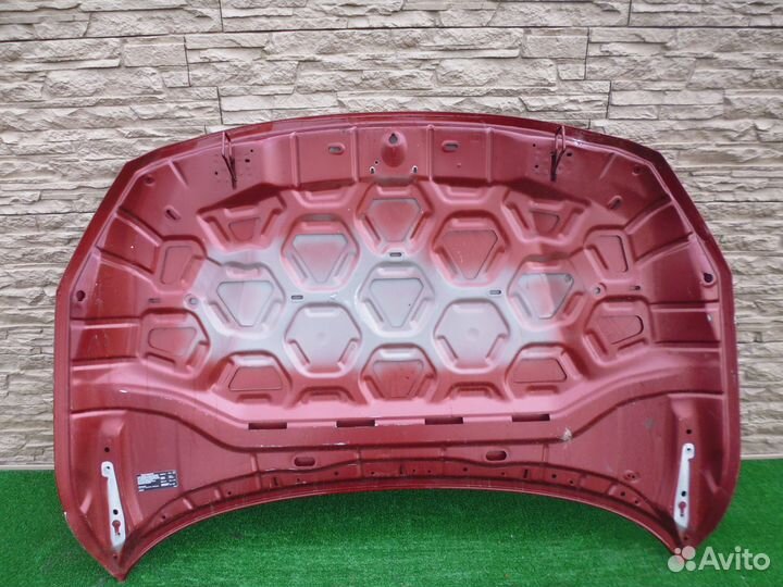 Капот Вольво V40 2012-2016