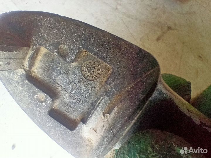 Ручка двери нaружная Ford Focus I