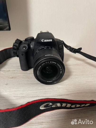 Зеркальный фотоаппарат canon eos 700d