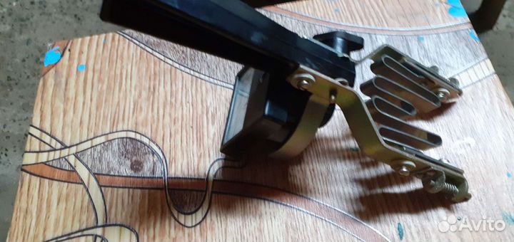 Нагрузояная вилка для проверки заряда акб