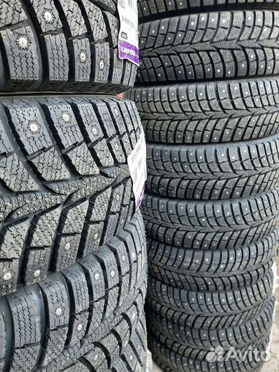 Laufenn I Fit Ice LW 71 215/65 R16 98T