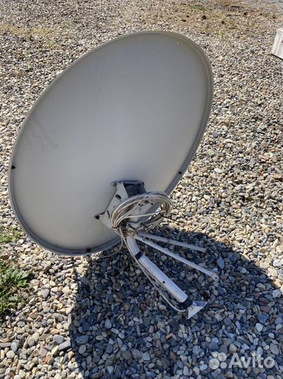 Антенна спутниковая