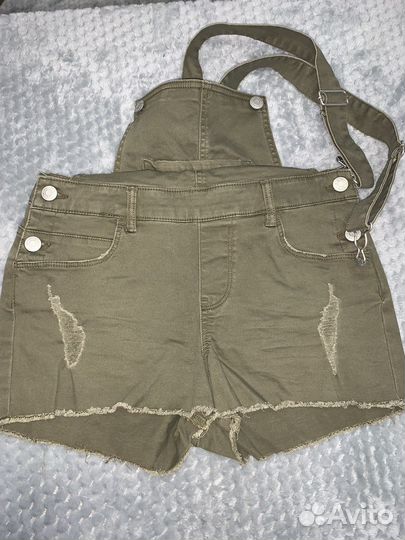 Комбинезон с шортами