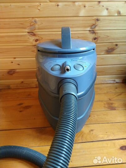 Моющий пылесос Philips Triathlon 1400Вт