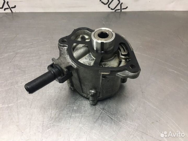 Насос вакуумный Mercedes C-Class W204 OM651 2.2