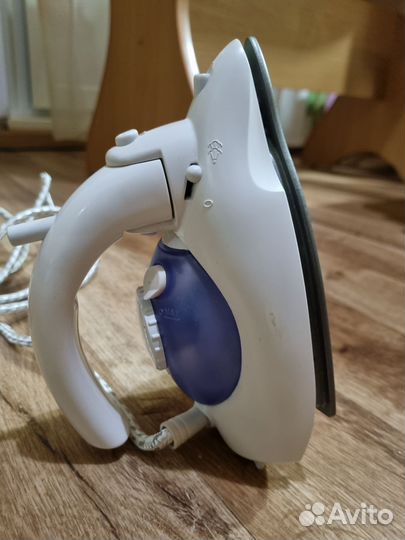 Утюг дорожный