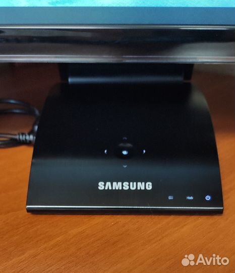 Монитор 27 samsung C27A550U