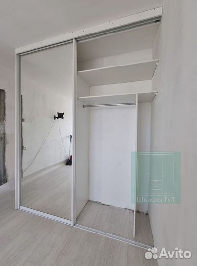 Шкаф навесной