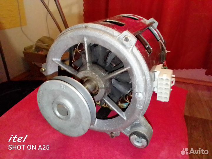 Двигатель на стиральную машину Ардо