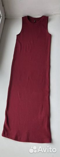 Платье в рубчик Stradivarius