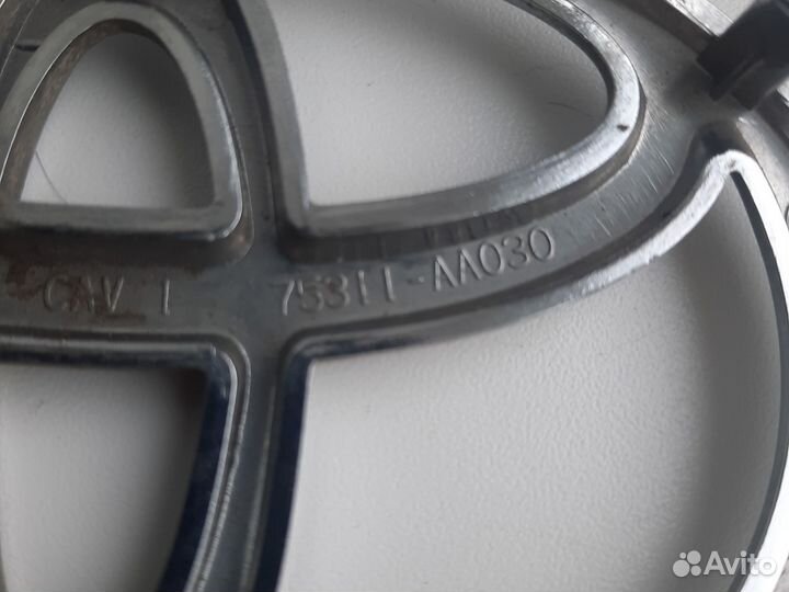 Эмблема toyota