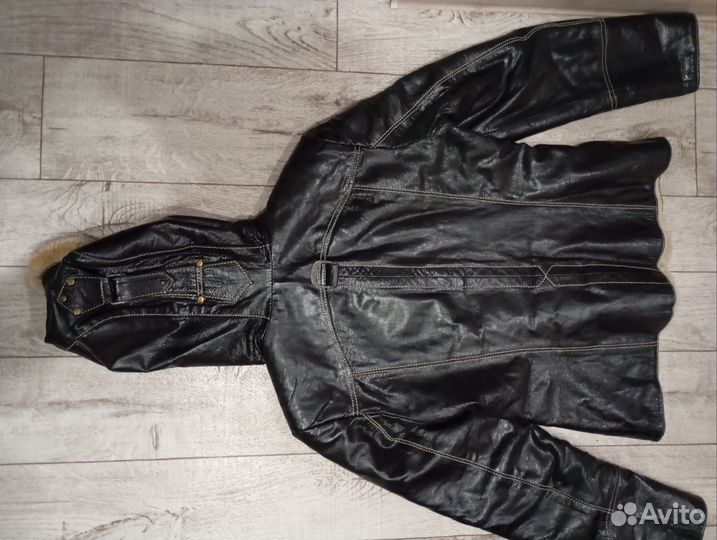 Дубленка натуральная женская короткая