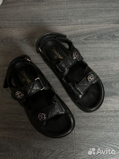 Сандалии женские Chanel, 37,5 размер