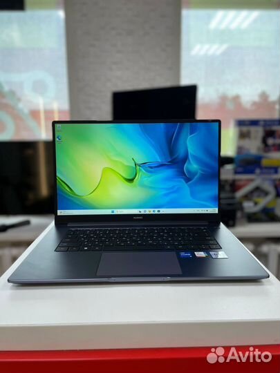 Huawei i5-1155G7 8Gb SSD 500