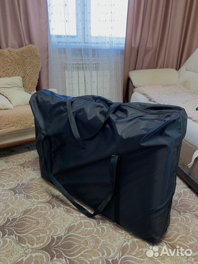 Массажная кушетка новая с чехлом