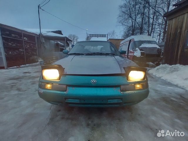 В разбор Мазда 323 F