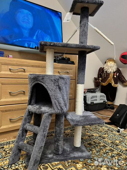 Домик для кошки с когтеточкой бу